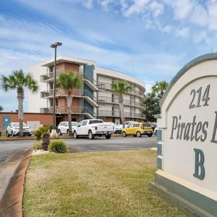 Buy this studio condo on Miracle Strip Pkwy Southwest in Fort Walton Beach, FL 32548