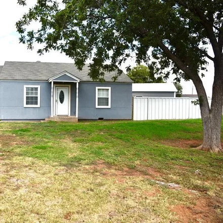 Buy this 3 bed house on 615 East 21st Street in Crane, TX 79731