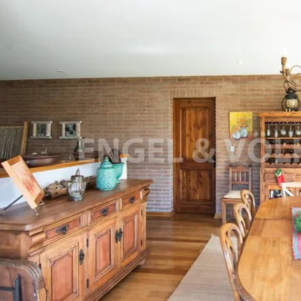 Buy this 6 bed house on Los Olivillos in 251 0513 Concón, Chile