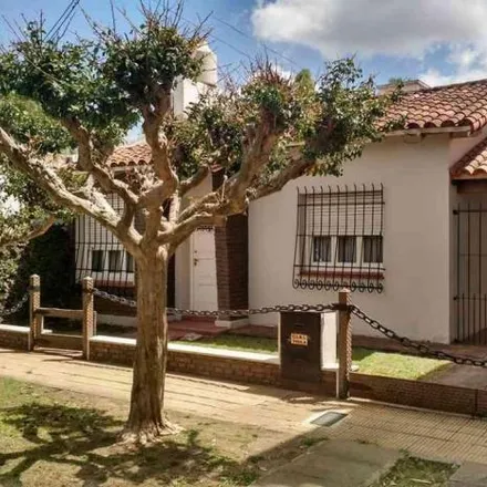 Buy this 2 bed house on Quesada 1297 in Partido de Ituzaingó, B1714 LVH Ituzaingó