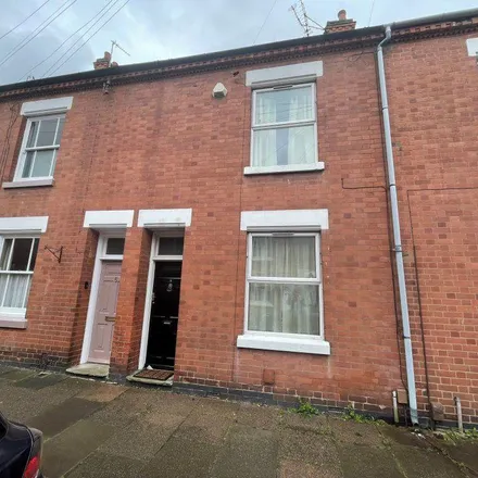 Image 2 - Cradock Road, Leicester, LE2 1TD, United Kingdom - Townhouse for rent