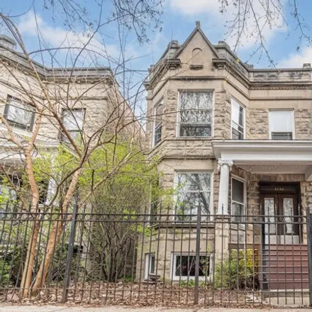Image 1 - 2042 North Sawyer Avenue, Chicago, IL 60647, USA - House for sale