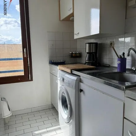 Image 6 - Cours Tourny, 24000 Périgueux, France - Apartment for rent