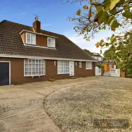 Buy this 3 bed house on South Close in Kilham, YO25 4SJ