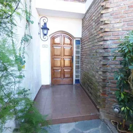 Buy this 4 bed house on San Luis 349 in Partido de Lomas de Zamora, B1834 FYG Turdera