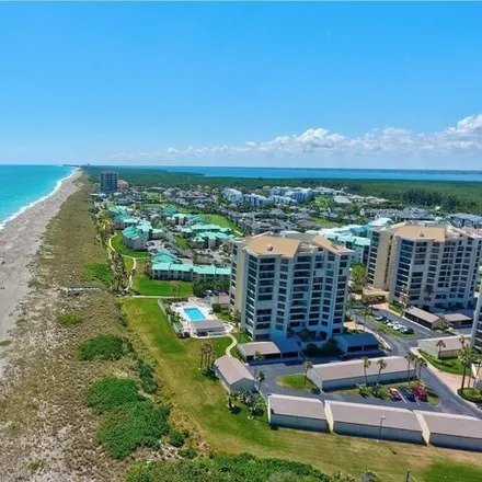Buy this 2 bed condo on 4300 Cayman Center in Fort Pierce, FL 34949
