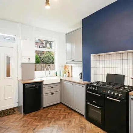 Image 5 - Fulmer Road, Sheffield, S11 8UF, United Kingdom - Townhouse for sale
