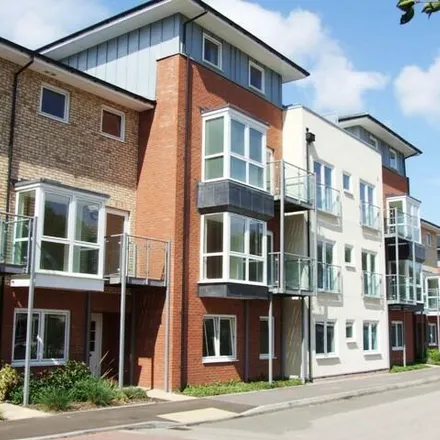 Image 1 - Avon View, Kempton Drive, Warwick, CV34 5FW, United Kingdom - Room for rent