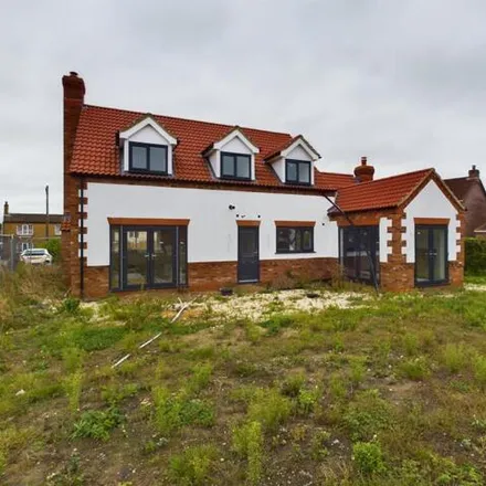 Buy this 4 bed house on White House Farm in Homeleigh Court, Middle Rasen