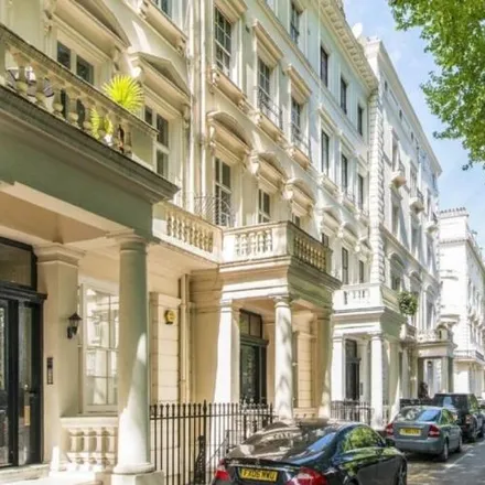 Rent this studio apartment on 24 Westbourne Terrace in London, W2 3UW