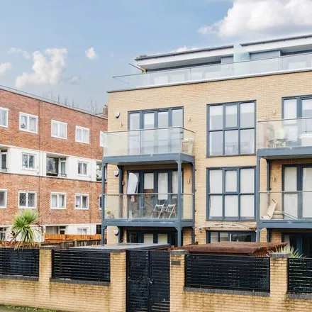 Rent this 2 bed apartment on 115 Pomeroy Street in London, SE14 5GA
