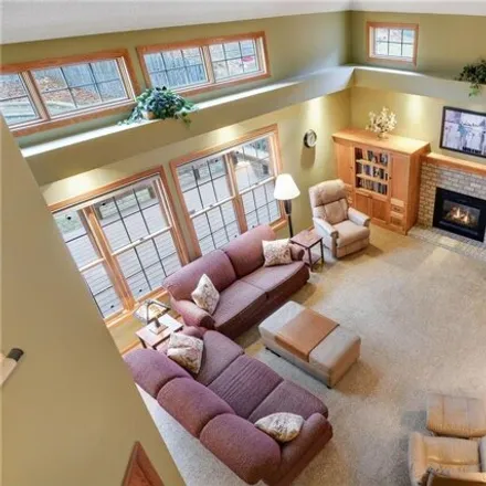 Image 5 - Cumberland Road, Eden Prairie, MN 55347, USA - House for sale