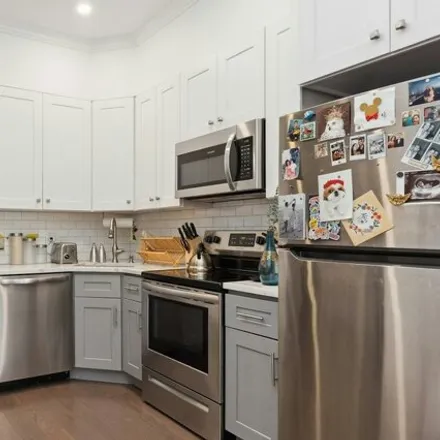 Image 4 - 253 45th Street, New York, NY 11220, USA - Townhouse for sale