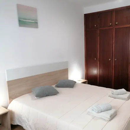 Rent this 1 bed room on Rua Sub Vila 49 in 2450-110 Nazaré, Portugal