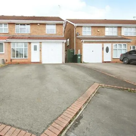 Buy this 3 bed duplex on 63 Paxmead Close in Coventry, CV6 2NJ