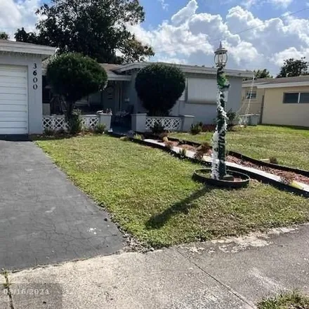 Image 1 - 3604 Northwest 34th Terrace, Lauderdale Lakes, FL 33309, USA - House for rent