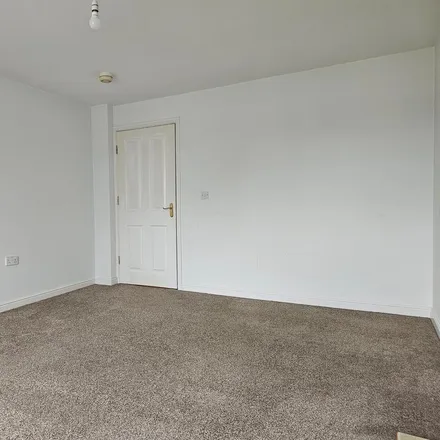 Image 6 - William Foden Close, Sandbach, CW11 3SE, United Kingdom - Apartment for rent