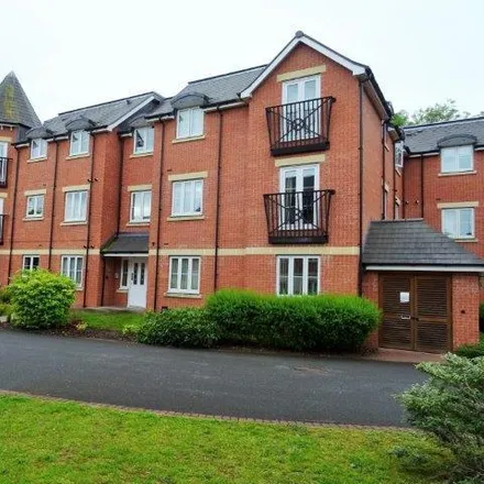 Rent this 2 bed apartment on Collingtree Court in Olton, B92 7HU