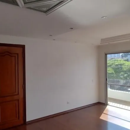 Rent this 3 bed apartment on Edifício Jardim das Cerejeiras in Avenida das Cerejeiras 1040, Jardim Japão