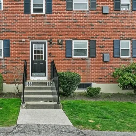 Buy this 2 bed condo on 21 Bateman Avenue in Newport, RI 02840