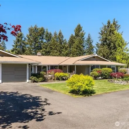 Buy this 4 bed house on 28925 211th Avenue Southeast in Kent, WA 98042