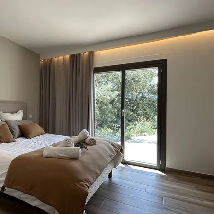 Rent this 4 bed house on Lot des Hameaux de Provence in 83510 Lorgues, France