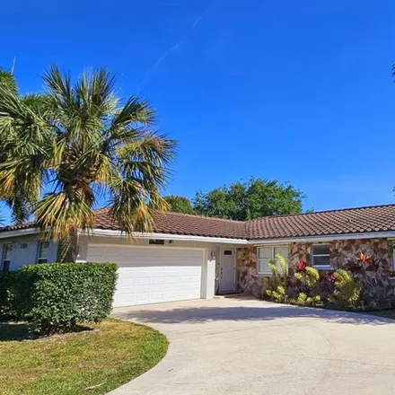 Buy this 3 bed house on 1350 Sw 25th Way in Boynton Beach, Florida