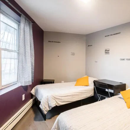 Image 1 - 1247 Myrtle Avenue, New York, NY 11221, USA - Room for rent
