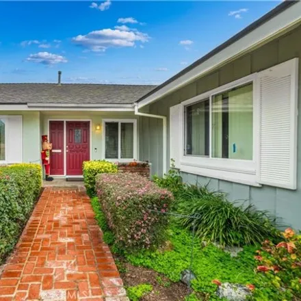 Image 2 - 1276 Canyon View Drive, La Verne, CA 91750, USA - House for sale