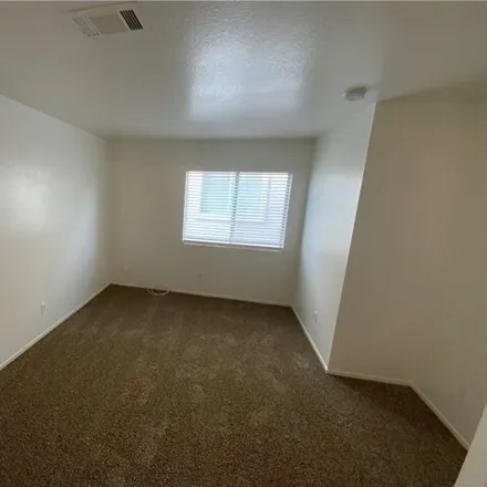Image 8 - 54 Calm Winds Court, North Las Vegas, NV 89031, USA - House for rent
