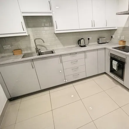 Rent this 3 bed apartment on University of Leeds in Springfield Mount, Leeds