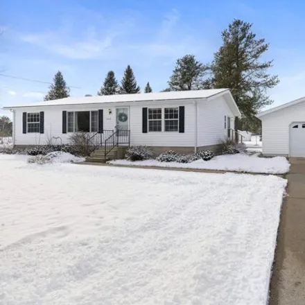 Buy this 3 bed house on 1023 3rd Avenue in Crivitz, Marinette County