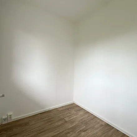 Rent this 2 bed apartment on Markersdorfer Straße 149 in 09122 Chemnitz, Germany