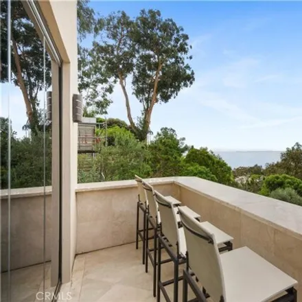 Buy this 3 bed house on 825 Summit Drive in Laguna Beach, CA 92651