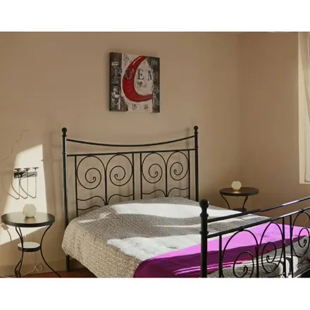 Rent this 1 bed apartment on Avenue des Sept Bonniers - Zeven Bunderslaan 40 in 1180 Uccle - Ukkel, Belgium