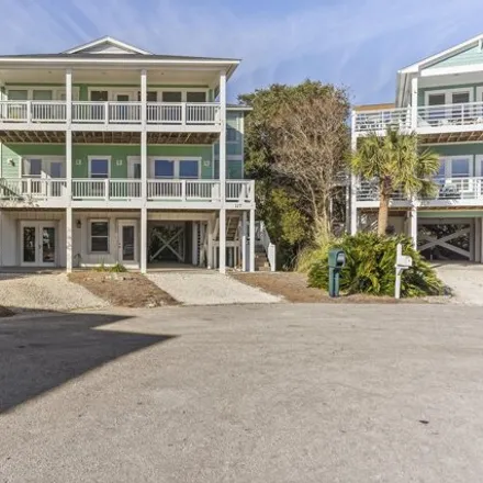 Image 6 - 199 Craigs Landing, Kure Beach, NC 28449, USA - House for sale