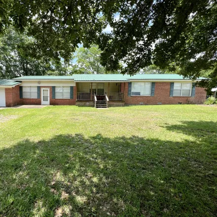 Buy this 3 bed house on 3476 Lakeview Golf Course Road in Meridian, MS 39301