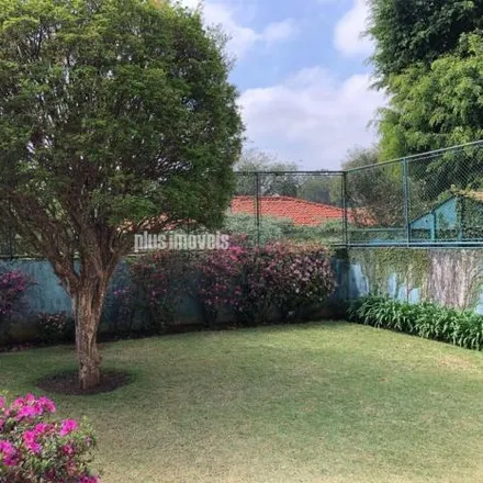 Rent this 5 bed house on Avenida S. Valério in 216, Avenida São Valério