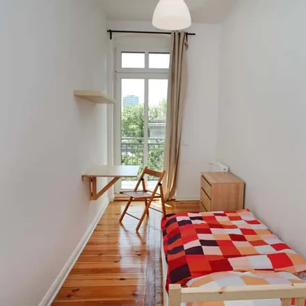 Rent this 5 bed room on Revaler Straße 8 in 10245 Berlin, Germany