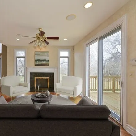 Image 7 - 1076 Glencrest Drive, Inverness, Palatine Township, IL 60010, USA - House for sale