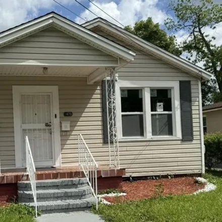 Rent this 2 bed house on 1471 West 10th Street in College Park, Jacksonville