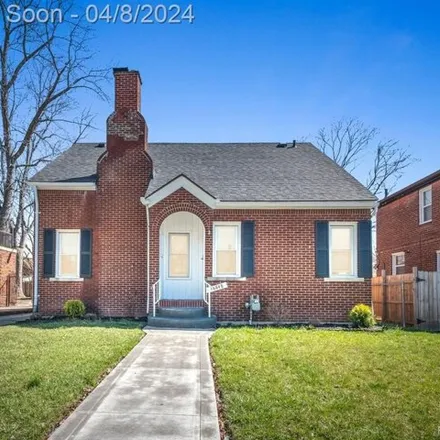 Buy this 4 bed house on 16912 Fielding Street in Detroit, MI 48219
