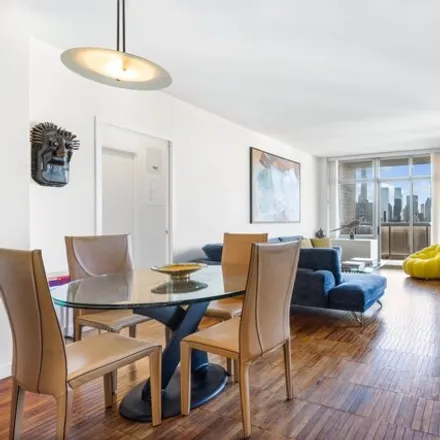 Rent this 2 bed apartment on Morton Williams in 1066 3rd Avenue, New York