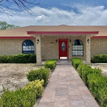 Buy this 3 bed house on 1071 East Bean Street in Del Rio, TX 78840