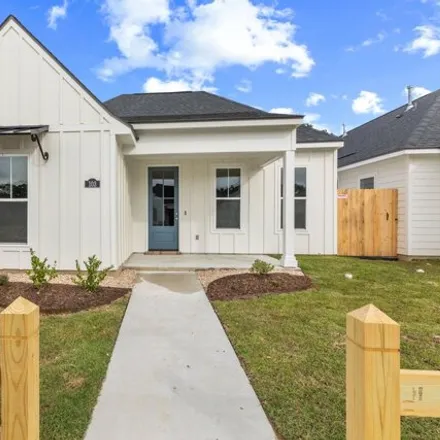 Buy this 3 bed house on unnamed road in Lafayette Parish, LA 70503