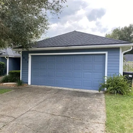Buy this 3 bed house on 2563 Southwest 87th Drive in Gainesville, FL 32607