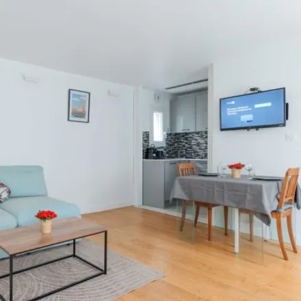 Rent this 1 bed apartment on 25 Rue Véron in 75018 Paris, France