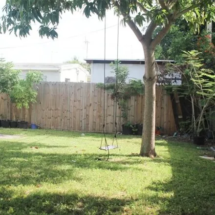 Image 8 - 3340 Southwest 14th Street, Fort Lauderdale, FL 33312, USA - House for sale