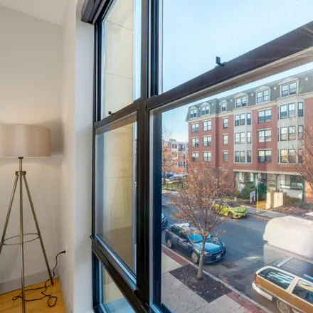 Image 4 - 165 Athens Street, Boston, MA 02205, USA - Apartment for rent