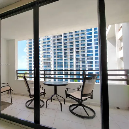 Image 3 - 3505 South Ocean Drive, Beverly Beach, Hollywood, FL 33019, USA - Condo for rent